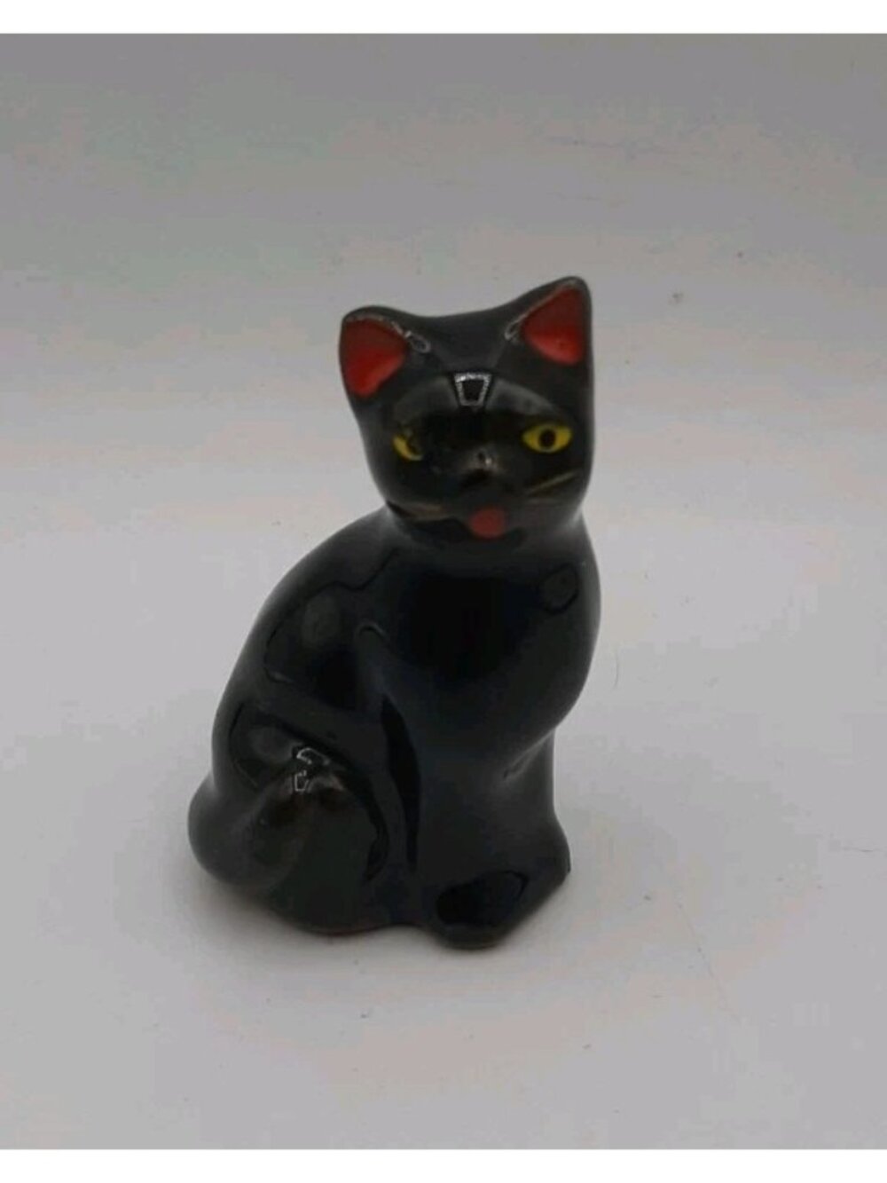 VTG 1960s Halloween Redware Black Cat Figurine Whiskers Yellow Eyes 2 3/4 Tall